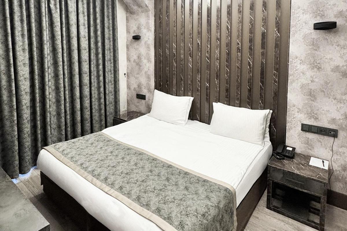 Ankara Royal Hotel Esterno foto